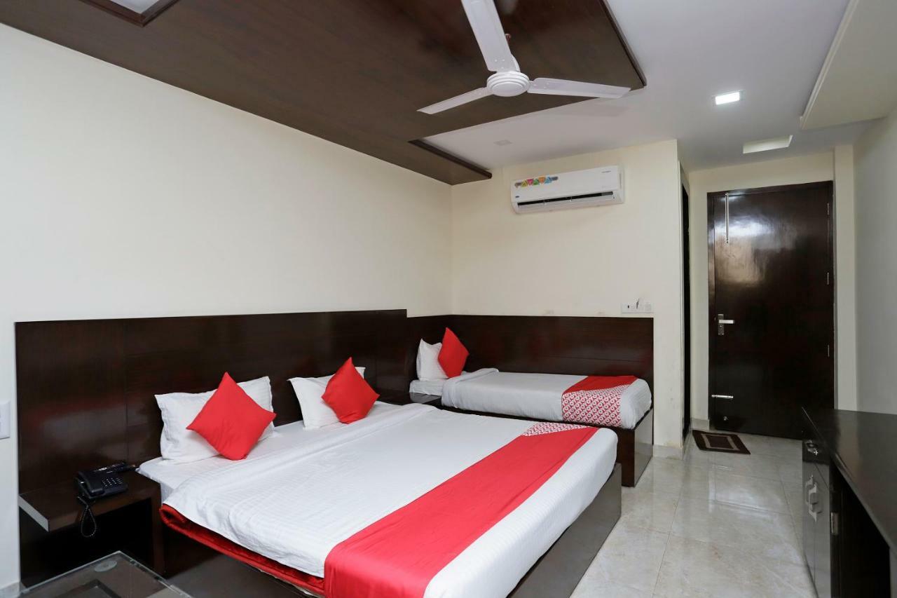 Oyo 39595 Hotel Ray Ban Kankhal Екстериор снимка